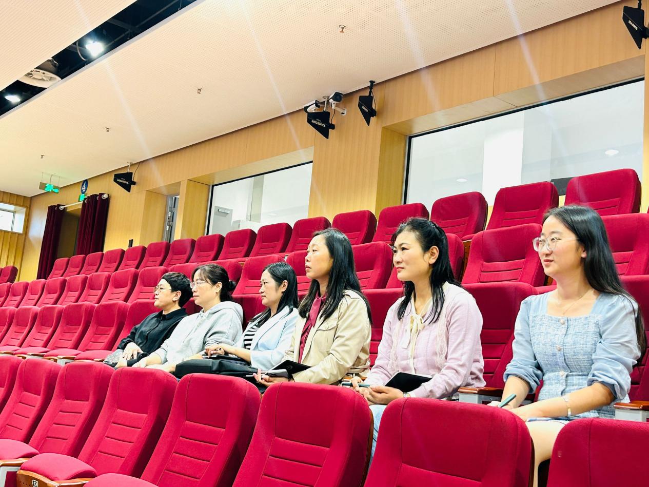 聚焦教育教学变革，推动学校高质量发展——记焦作市马村区实验学校老师走进金陵小学（仙林湖校区）(2)_html_4a9a9e63.jpg