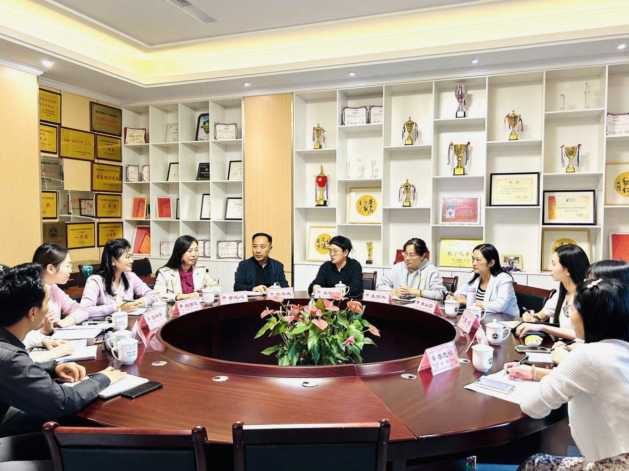 聚焦教育教学变革，推动学校高质量发展——记焦作市马村区实验学校老师走进金陵小学（仙林湖校区）(2)_html_7f8068fd.jpg