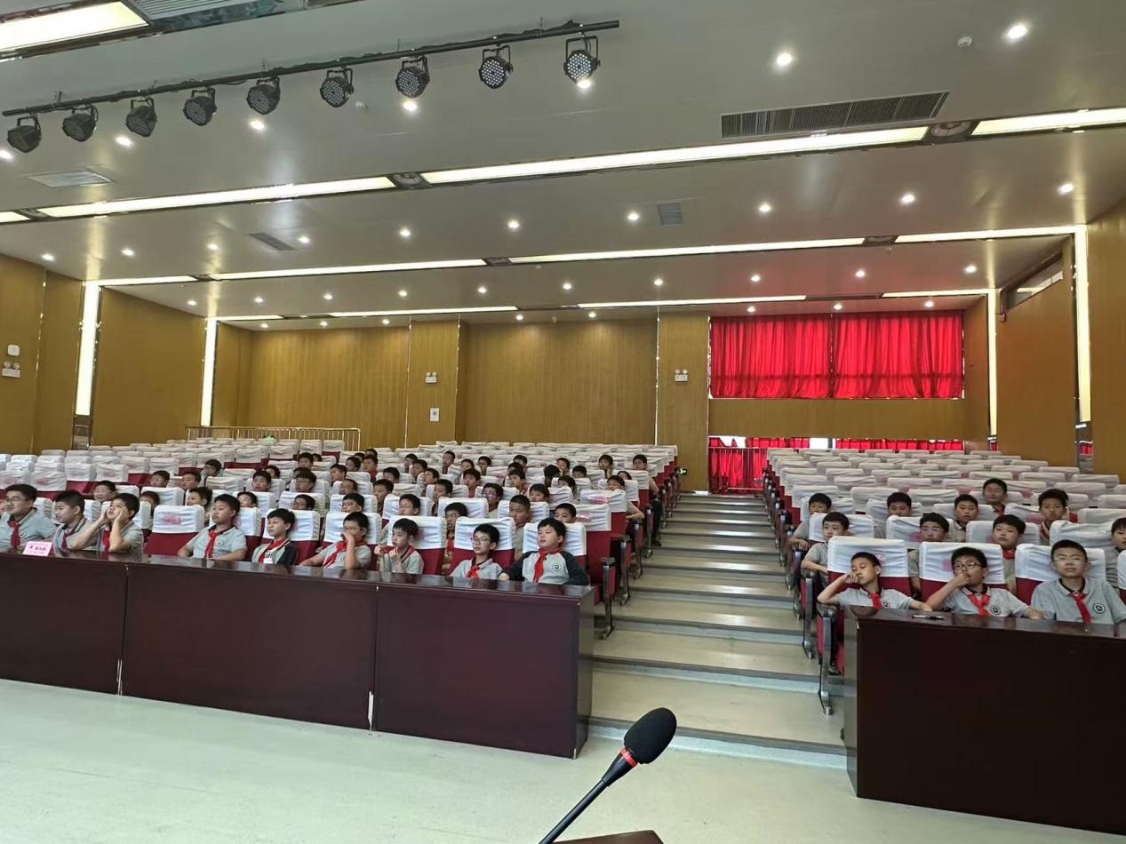 【广志心育】培养积极心态，增强心理韧性——记2024-2025学年5•25心理健康月系列活动(1)_html_m4d354c0.jpg