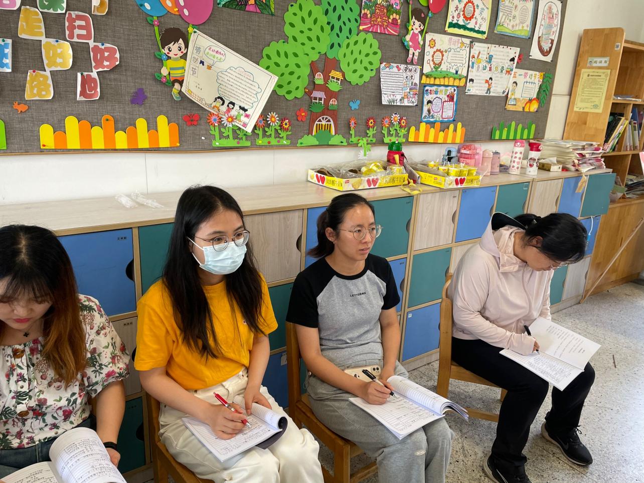 【湖畔·童化课堂】理解算理 掌握算法 扎实基础——数学校本研修之课例研讨（215）_html_m6b5d8102.jpg