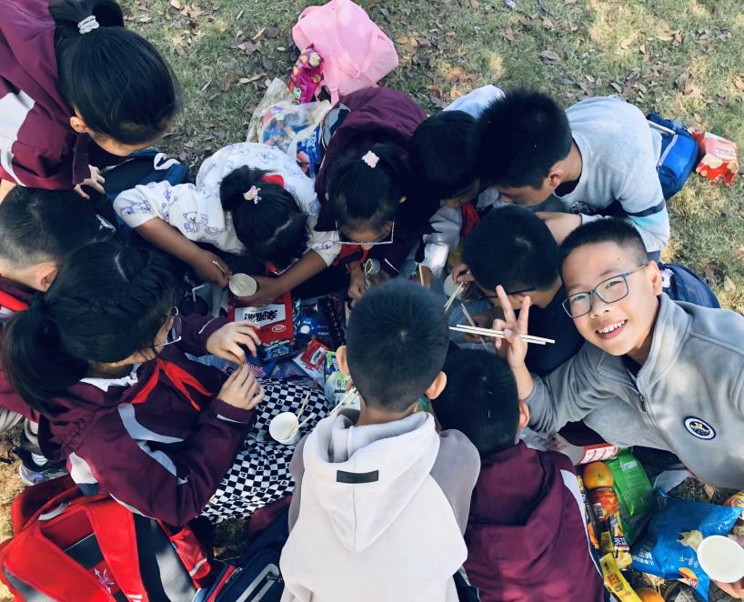 【湖畔·学生活动】探秘农场 劳动“趣”秋游——金陵小学（仙林湖校区）五年级秋季综合实践活动_html_24abfa06.jpg