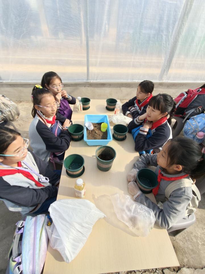 【湖畔·学生活动】探秘农场 劳动“趣”秋游——金陵小学（仙林湖校区）五年级秋季综合实践活动_html_md52559a.jpg