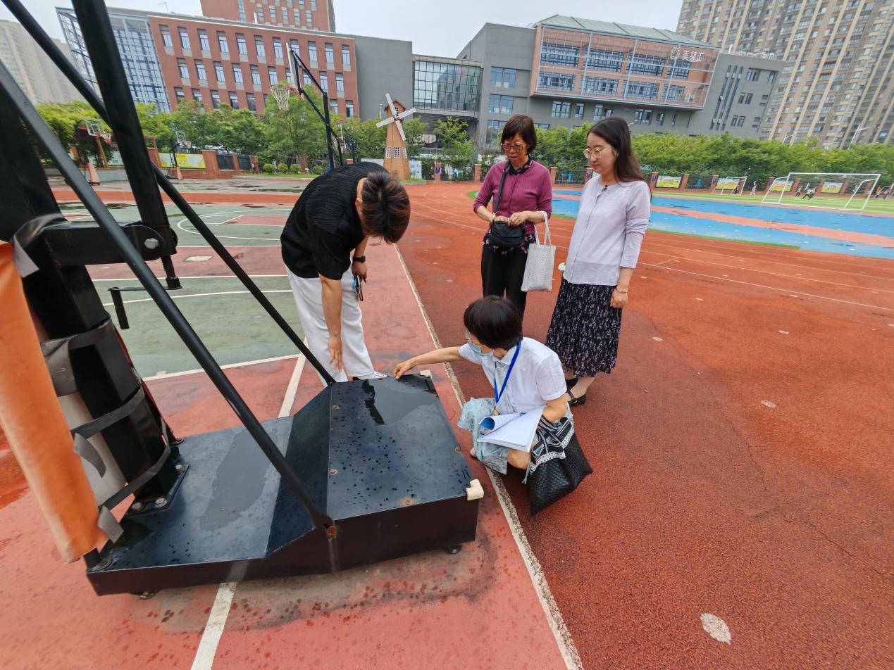 【湖畔·协同育人】初夏正当时，督导促前行-南京市金陵小学（仙林湖校区）6月专项督导_html_m64e7c1b4.jpg