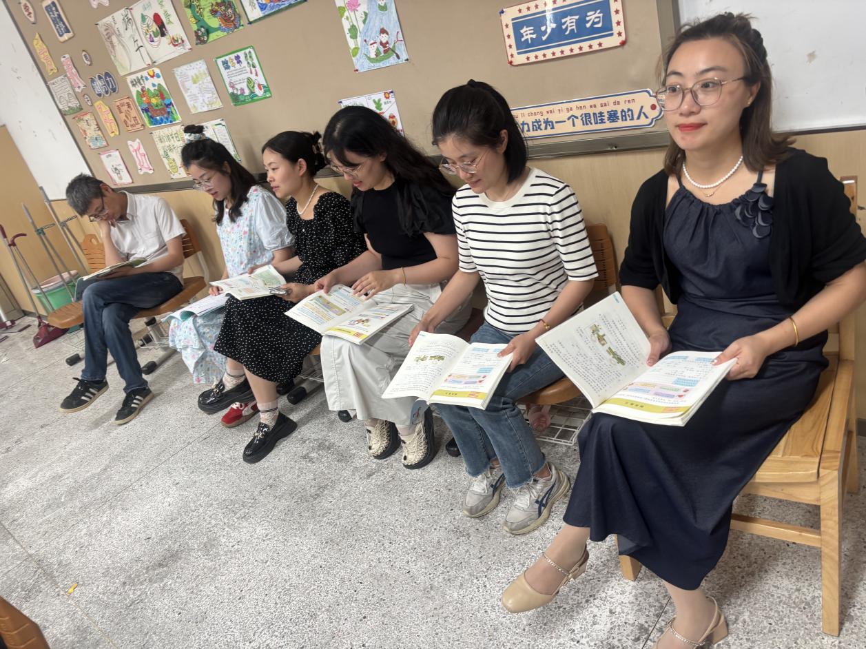 【湖畔·童化课堂】聚焦解决问题，助力思维提升——数学校本研修之课例研讨（273）_html_6b499697.jpg