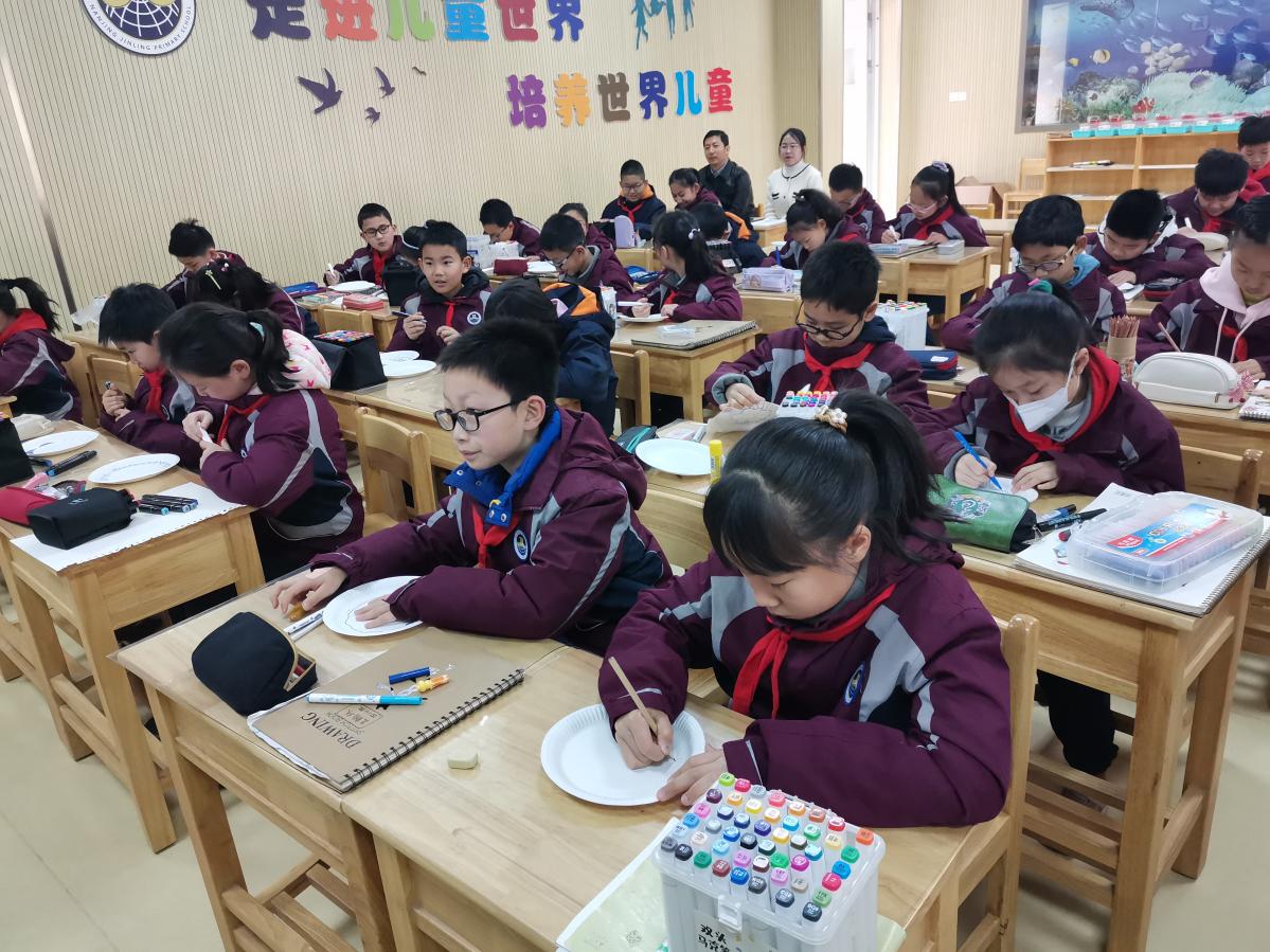 【湖畔·童化课堂】节约用水共携手，学科融合再创新——金陵小学（仙林湖校区）跨学科主题教研活动_html_31fbca4f.jpg