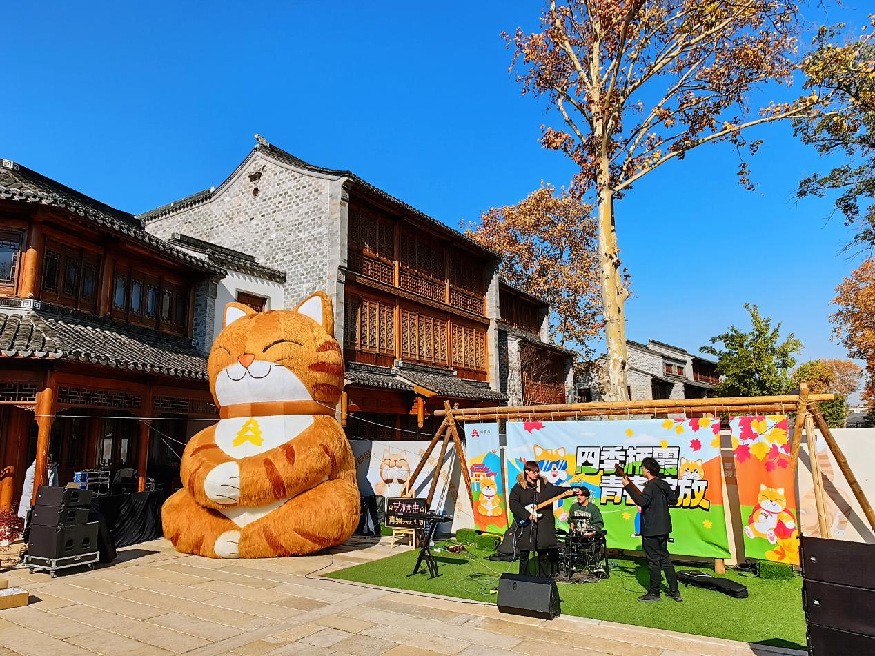 【湖畔·红领巾】同游栖霞山，共赏红枫节——记金陵小学（仙林湖校区）2023级5班团建活动_html_m7b36c25e.jpg