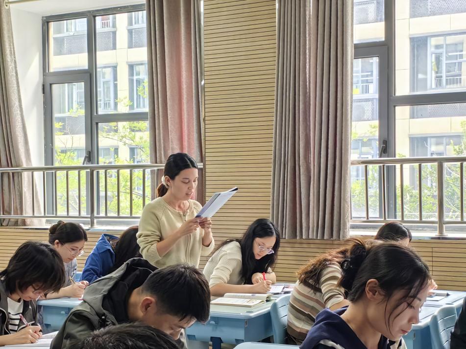 【博学广志】有“备”而来 “研”途精彩——_html_m2cfb5761.jpg