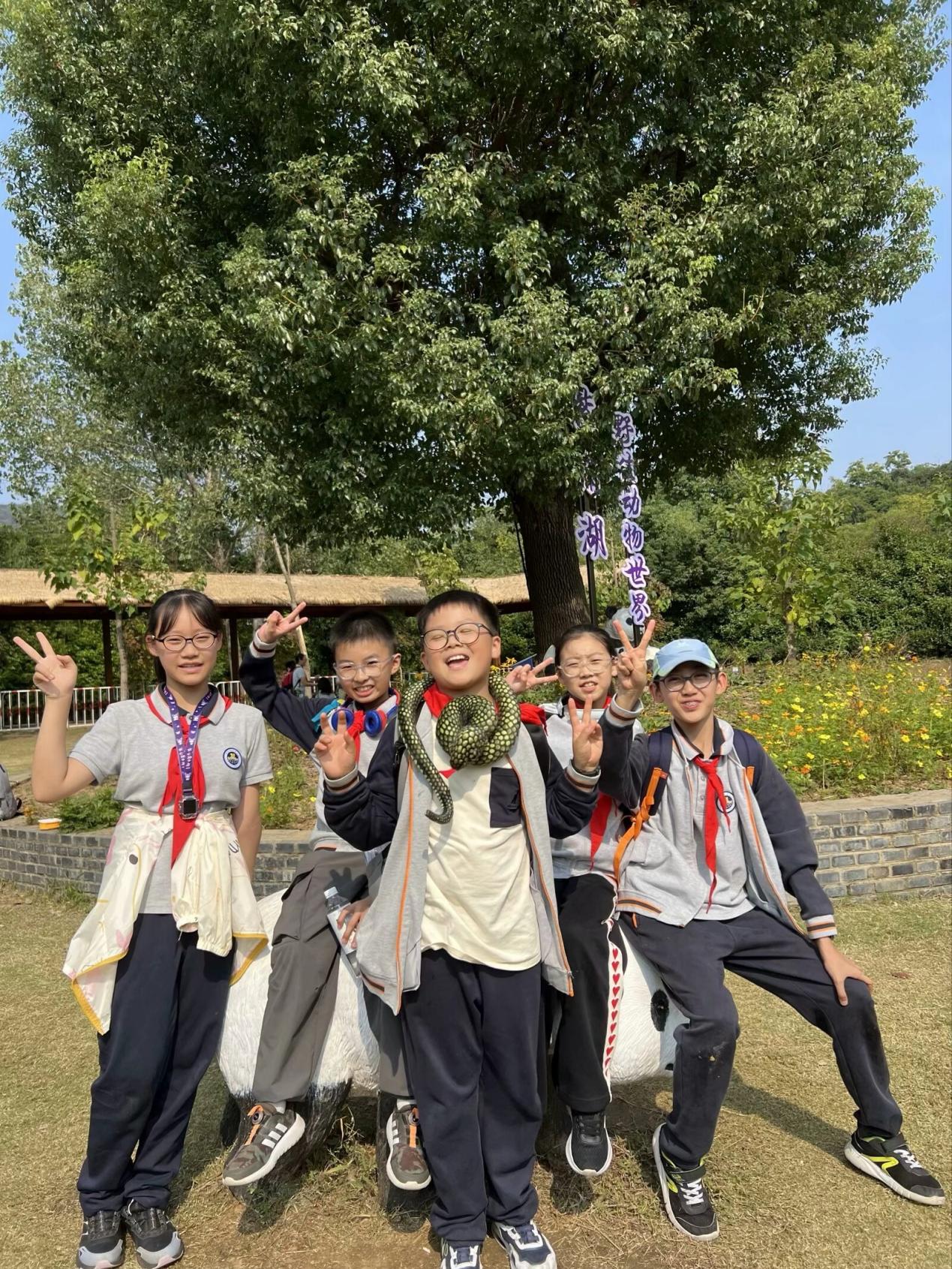 【湖畔•学生活动】秋日拾趣，一路童行金陵小学（仙林湖校区）六年级秋季综合实践活动_html_m43033068.jpg