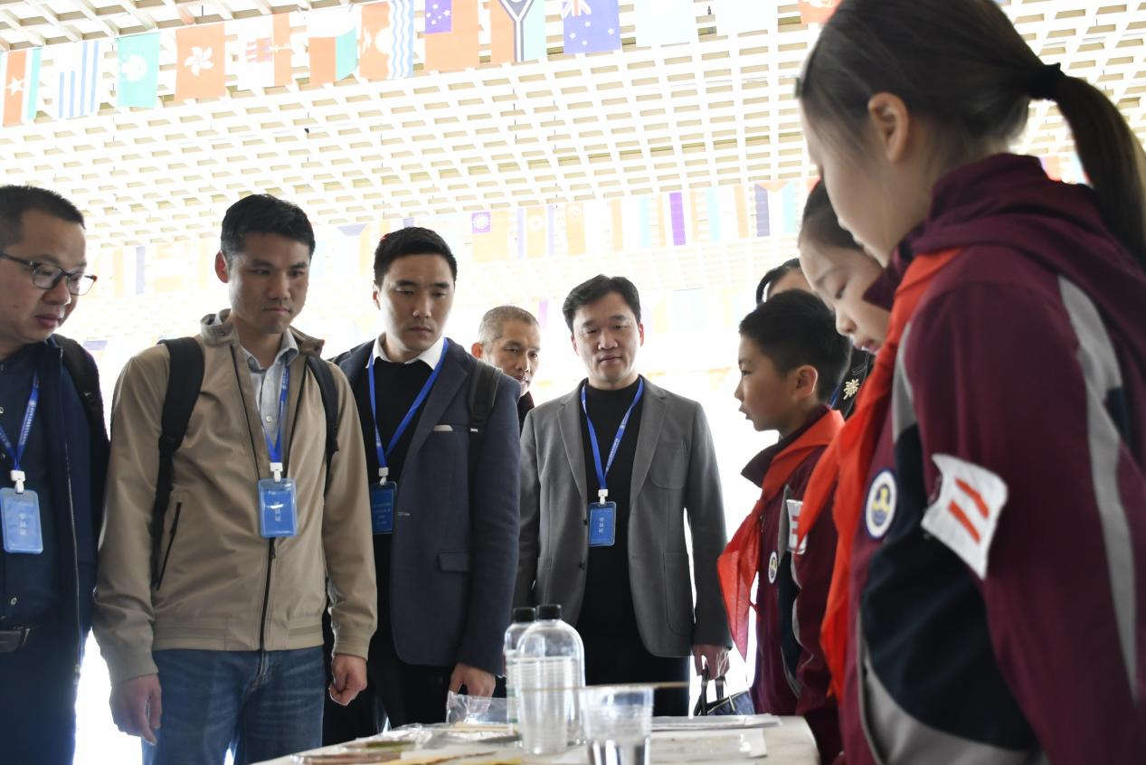 【博学广志】知行合一，爱满天下——记厦门同安区校长培训班走进金陵小学（广志路校区）_html_2941ff70.jpg