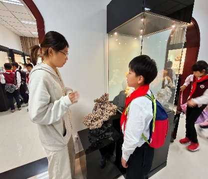 【湖畔·先锋示范】一班一世界，一星一未来——2022-2023学年先进班集体事迹介绍（4）_html_m455597cc.jpg