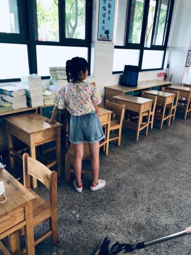 【湖畔·先锋示范】仰望浩瀚碧空，雏鹰振翅齐飞——2022-2023学年先进班集体事迹介绍（3）_html_m22790f7c.jpg