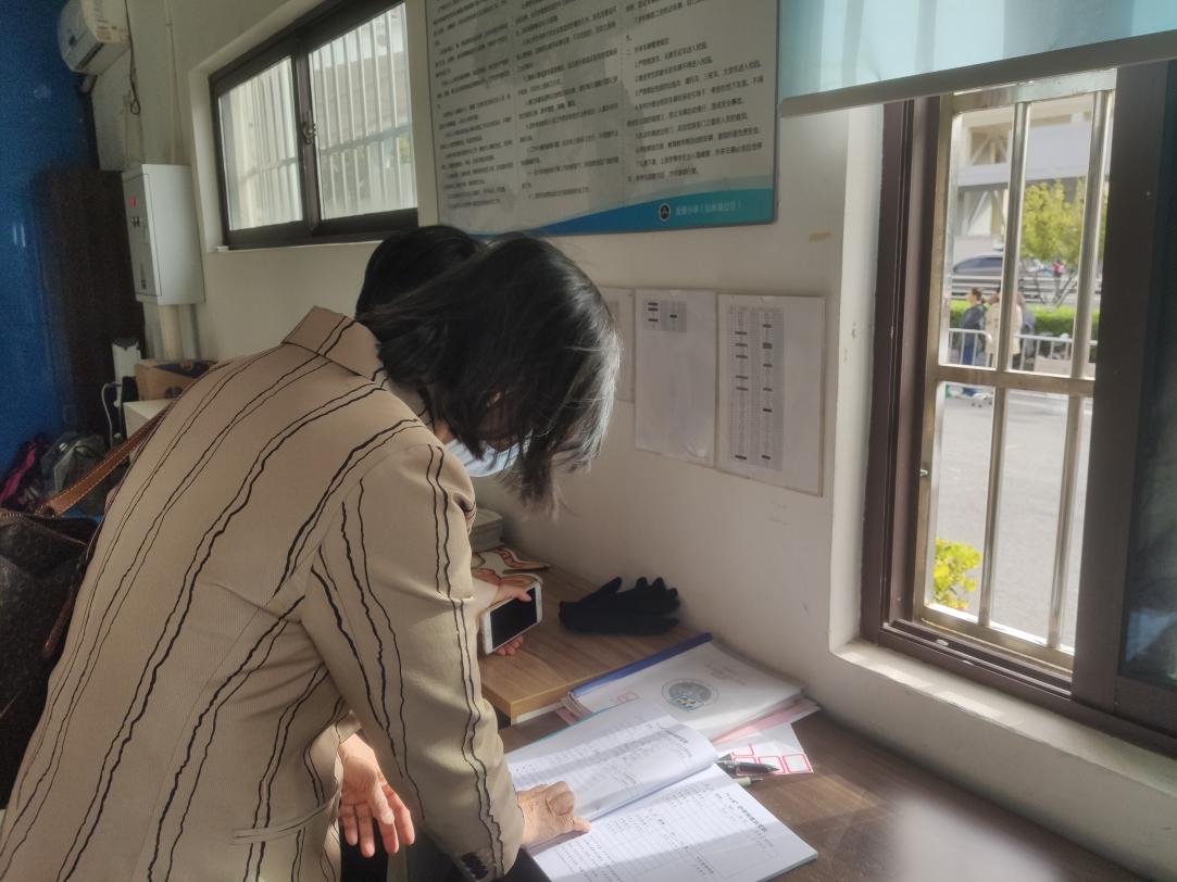 【湖畔·协同育人】规范作业管理，减负增效提质——记金陵小学（仙林湖校区）4月“作业管理”专项督导_html_7368e708.jpg