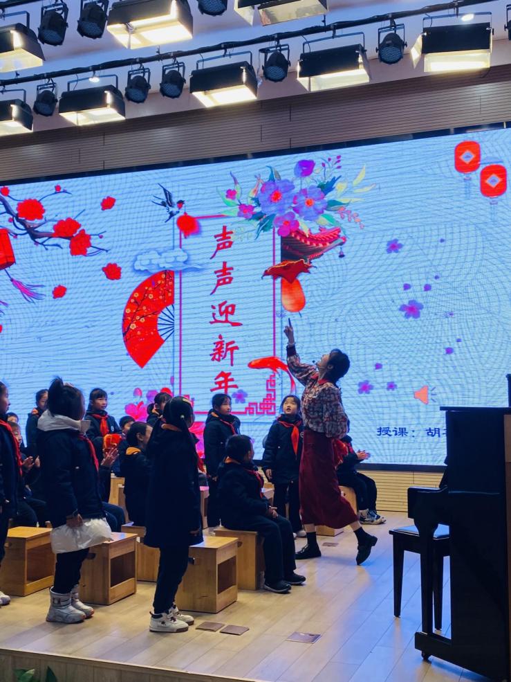 “美育童心，乐享音乐”——栖霞区小学音乐金陵好课堂教学研讨_html_67d10594.jpg