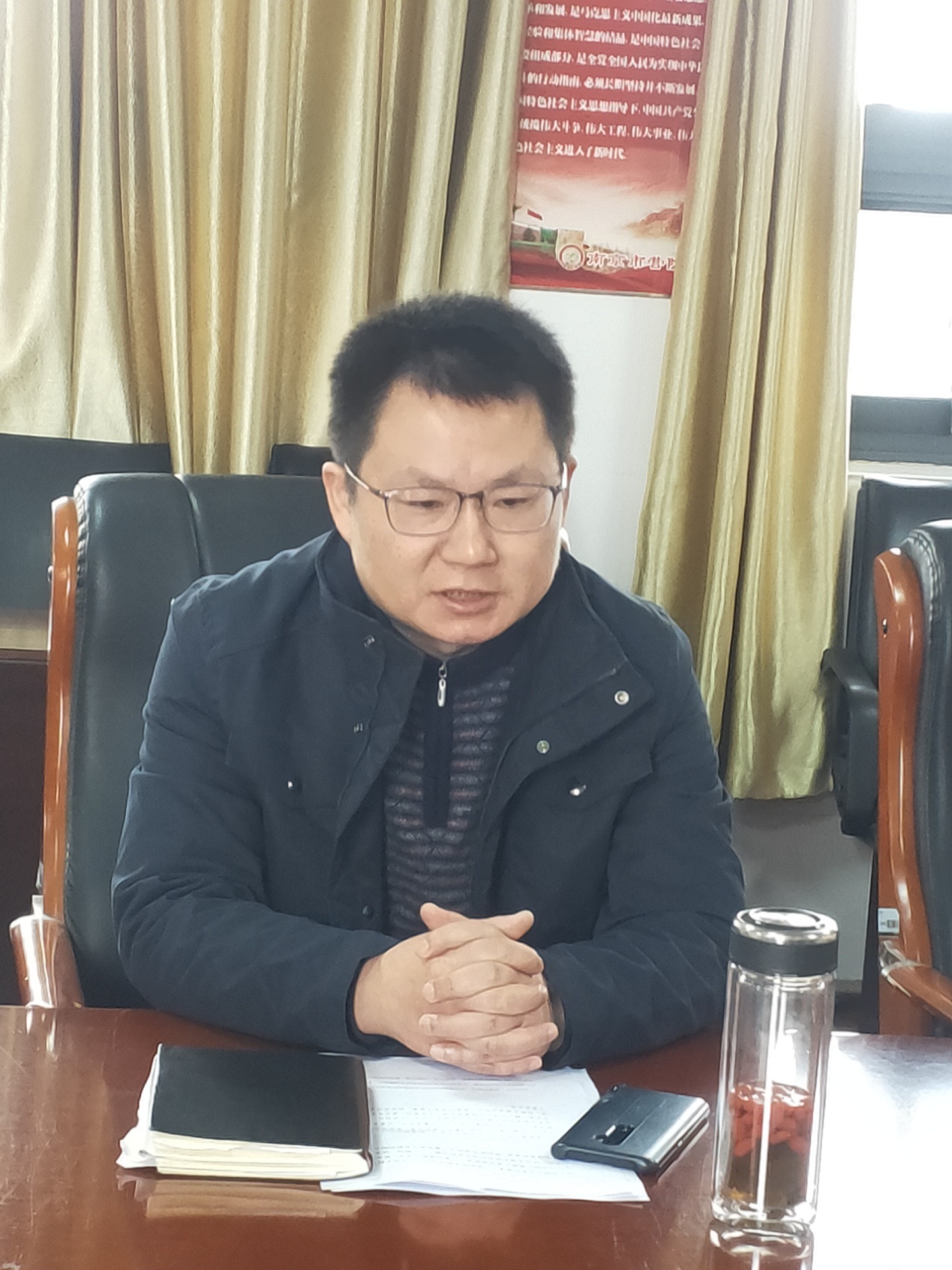 （尊荣营中）营防中学召开组织生活会_html_m39ee9986.jpg