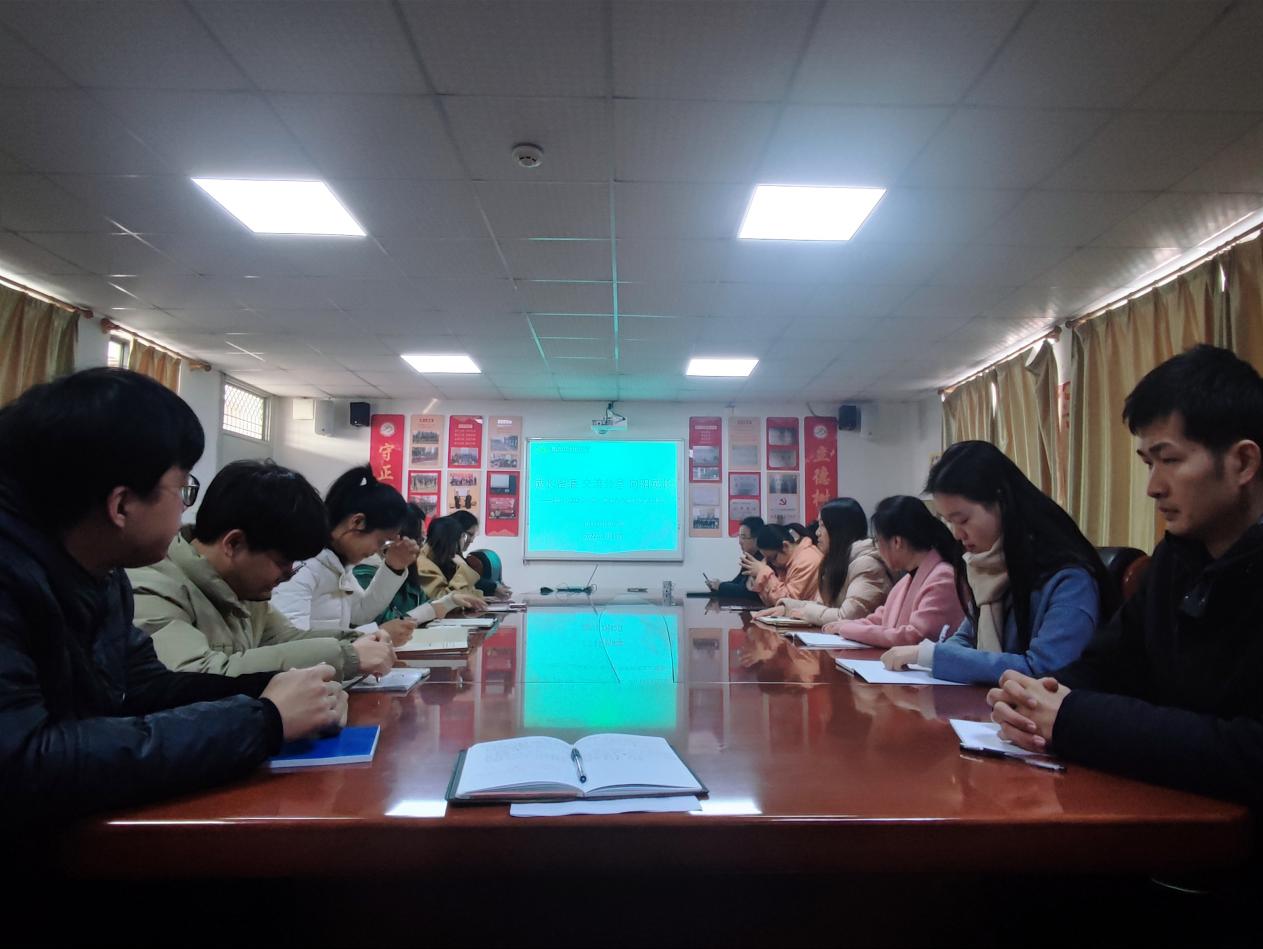 【尊荣营中】成长留痕 交流分享 向阳成长_html_3d55d3f7.jpg