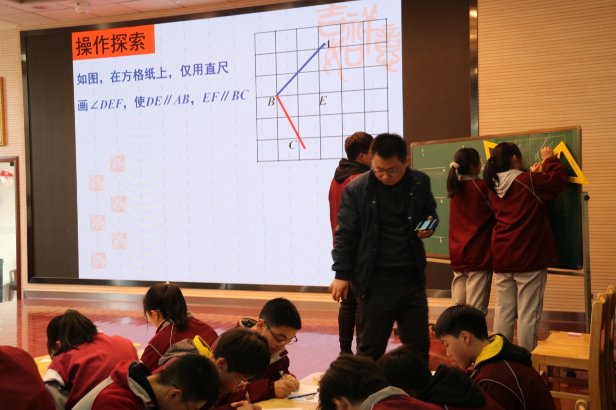 （尊荣营中）立足教学 党员亮课_html_538b3651.jpg