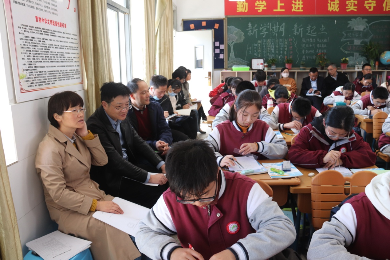 激活思维  高校复习_html_5aa56254.jpg