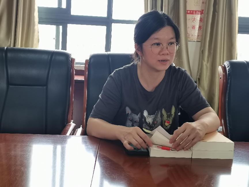 以主题教育实效助力学校高质量发展_html_26b732a5.jpg