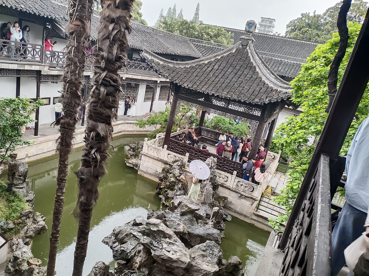 教职工春游 报道_html_7e16d500.png