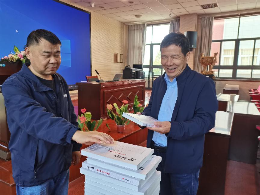 【尊荣营中】培根铸魂 行知有我  ——营防中学开展学习贯彻习近平总书记教师节重要指示精神活动
