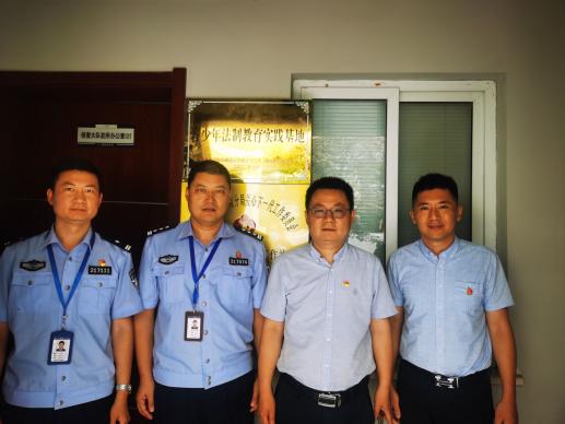 警校共建(1)_html_med32e39.jpg
