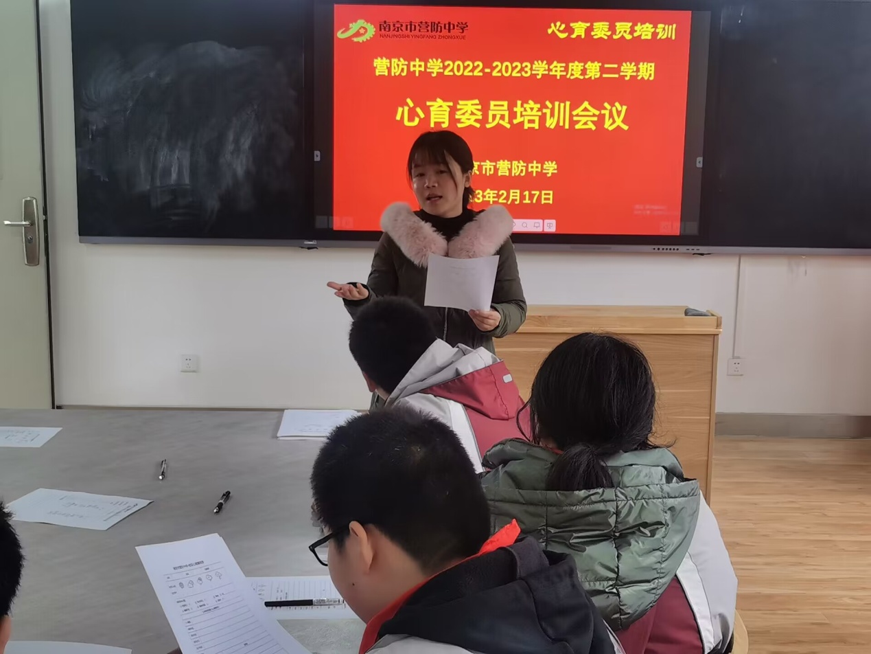 一路向暖，静待花开。_html_8f75e49.jpg