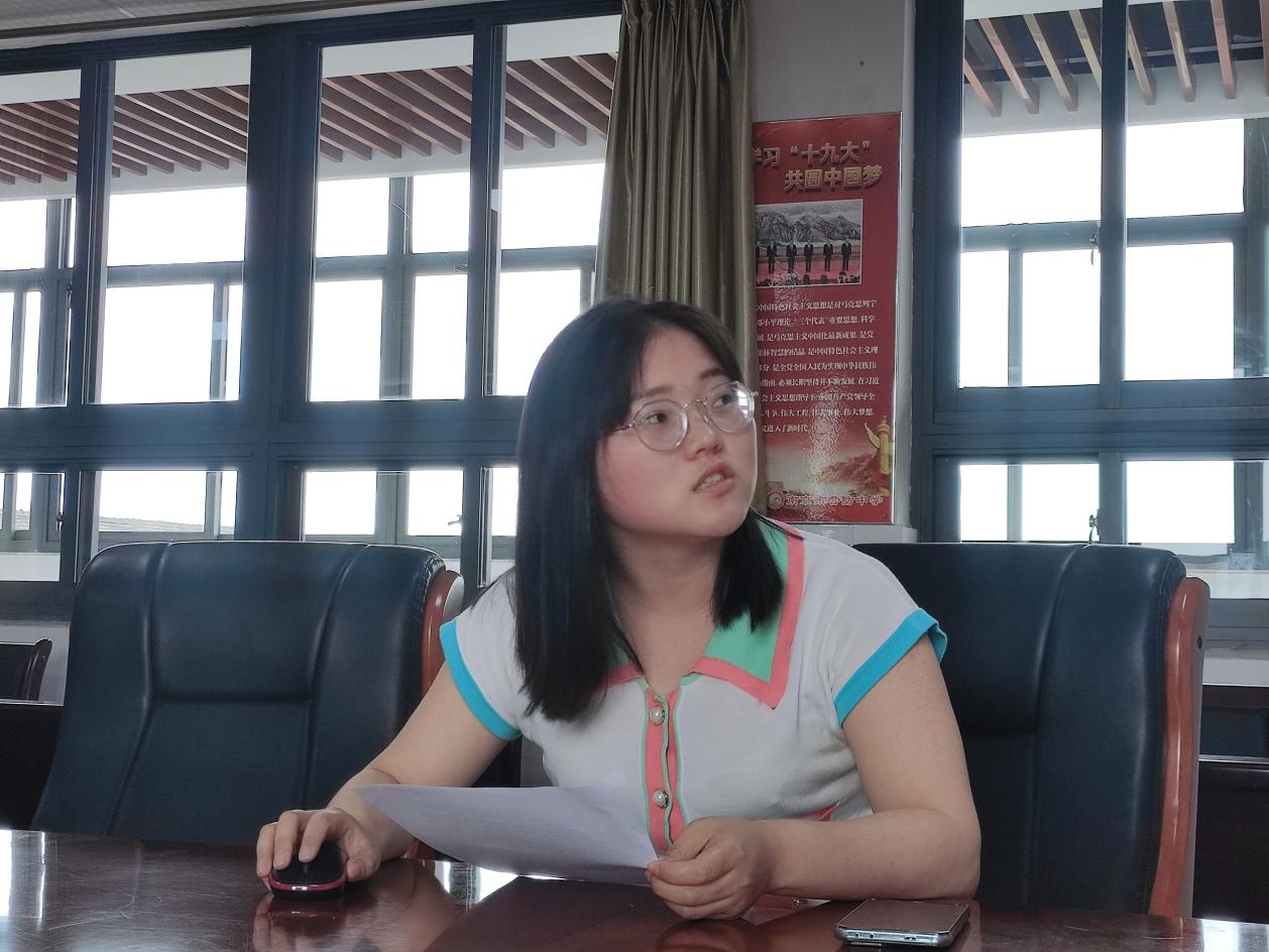【尊荣营中】让青春在奋斗中绽放光彩(1)_html_7ec96264.jpg