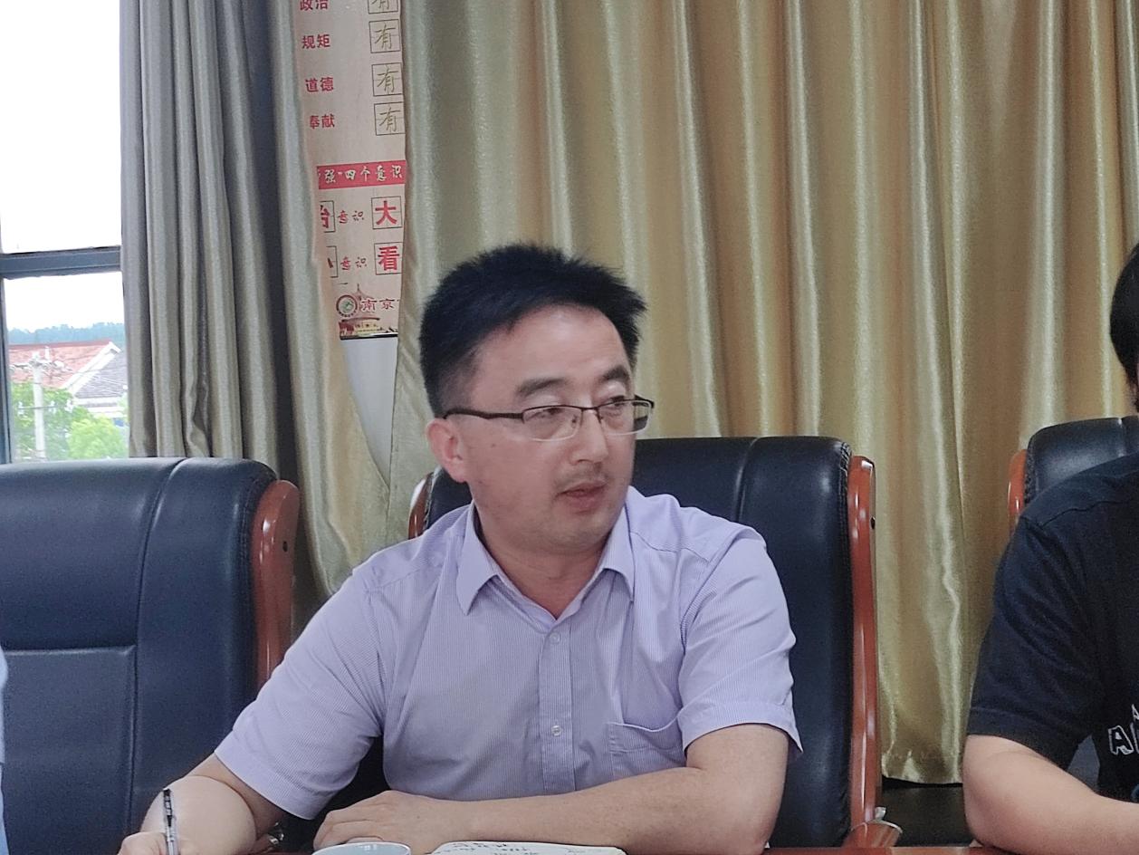 【尊荣营中】让青春在奋斗中绽放光彩(1)_html_m65108a74.jpg