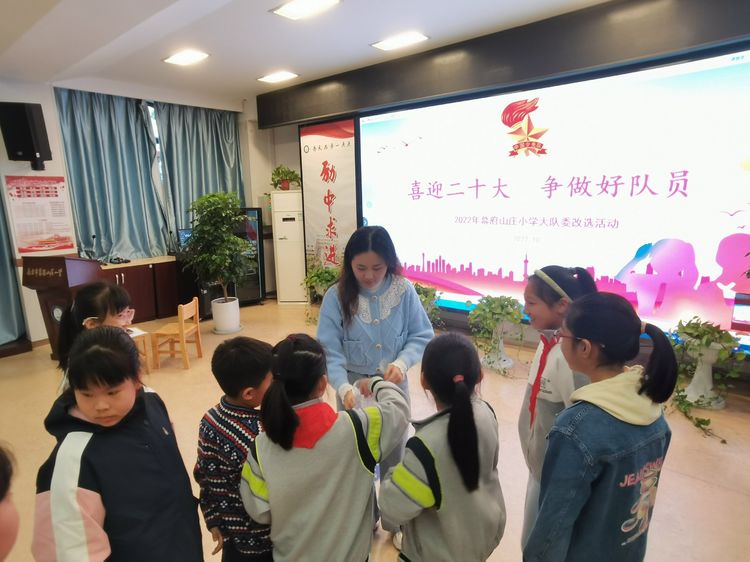 光辉的十月是中国人民盛大的庆典_html_12ccd43e.jpg 光辉的十月是中国人民盛大的庆典_html_12ccd43e.jpg