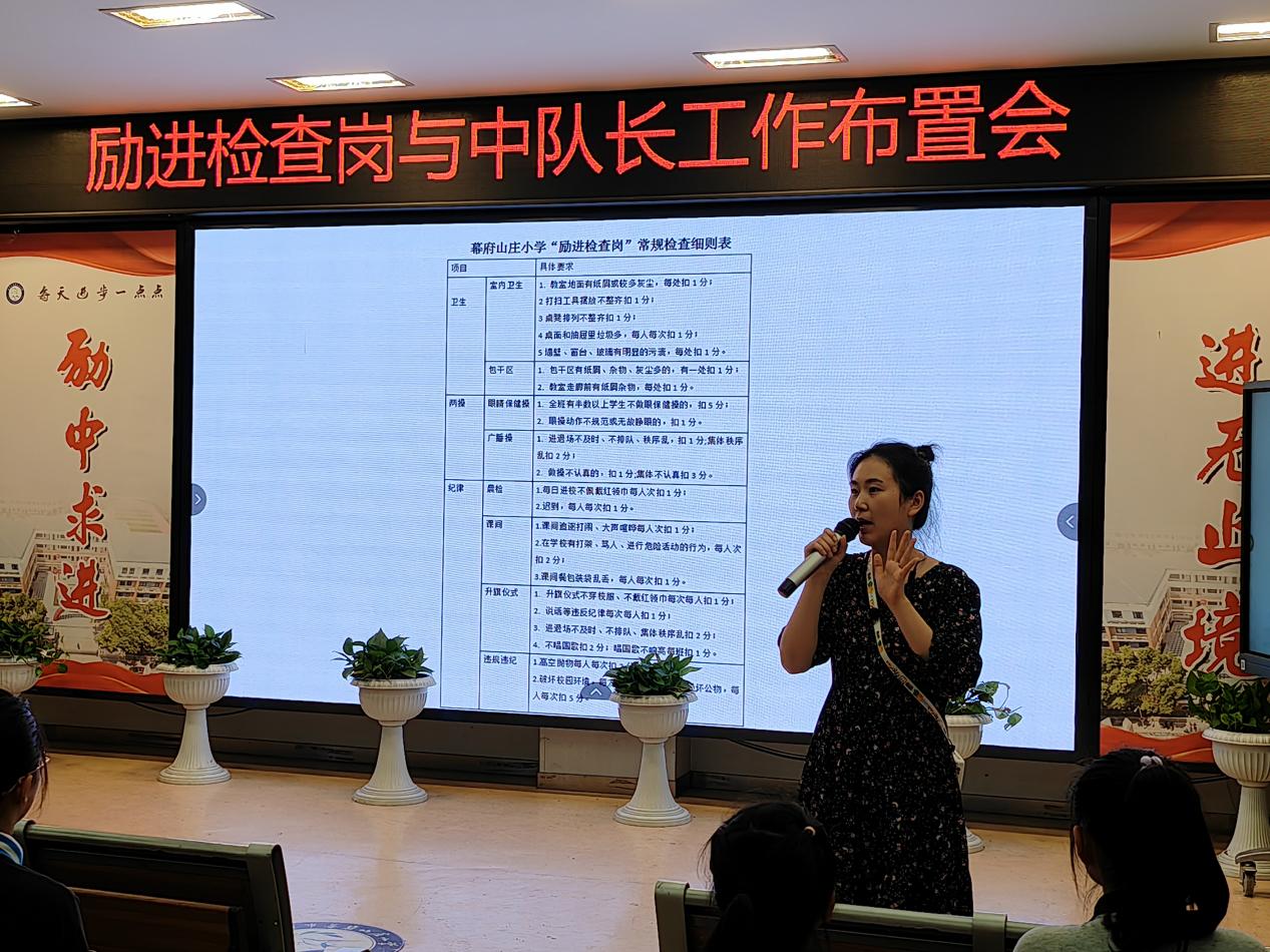 新闻稿_html_m3bda7b1.jpg