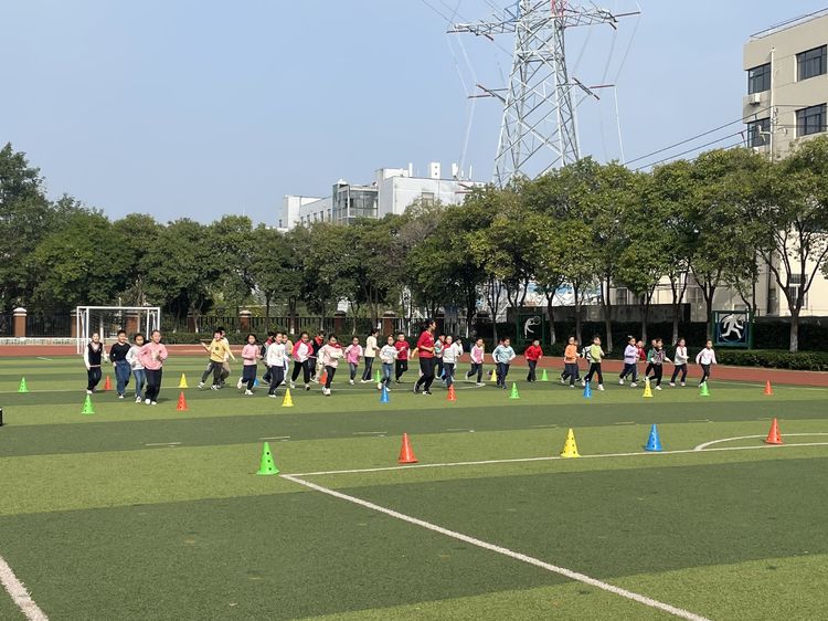 新闻稿_html_4d19e5ca.jpg