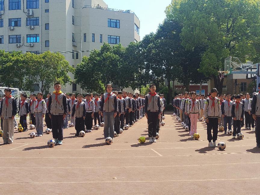 阳光少年展风采  队列昂扬启新程_html_22fb7647.jpg