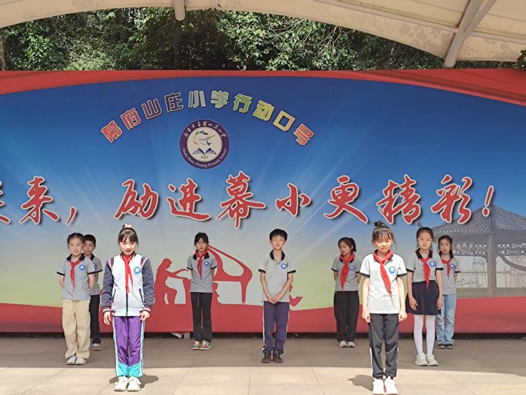 15周新闻稿_html_m5564ae77.jpg