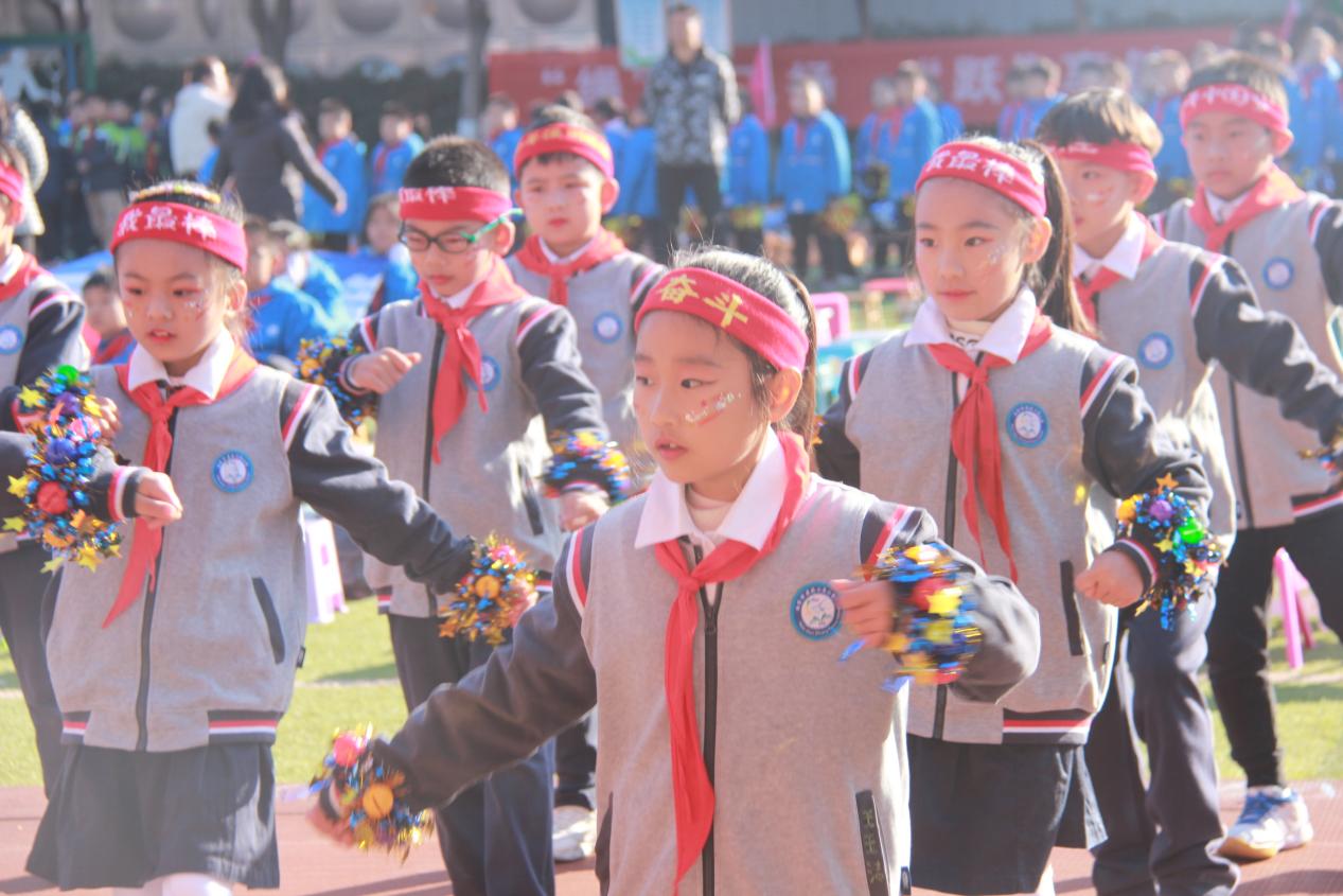 幕府山庄小学第六届冬季运动会(1)_html_m32dedbc1.jpg