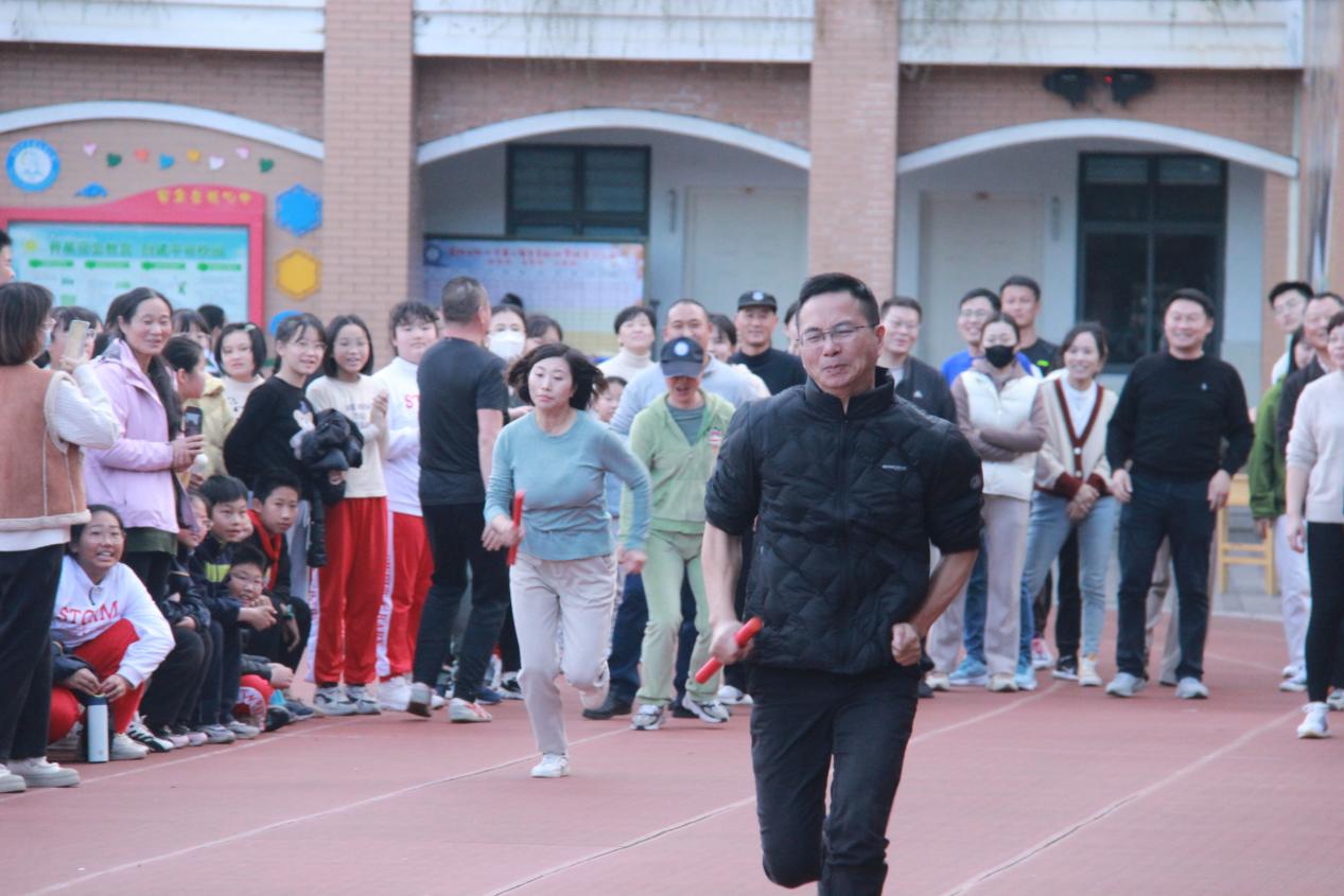 幕府山庄小学第六届冬季运动会(1)_html_4b1e0013.jpg