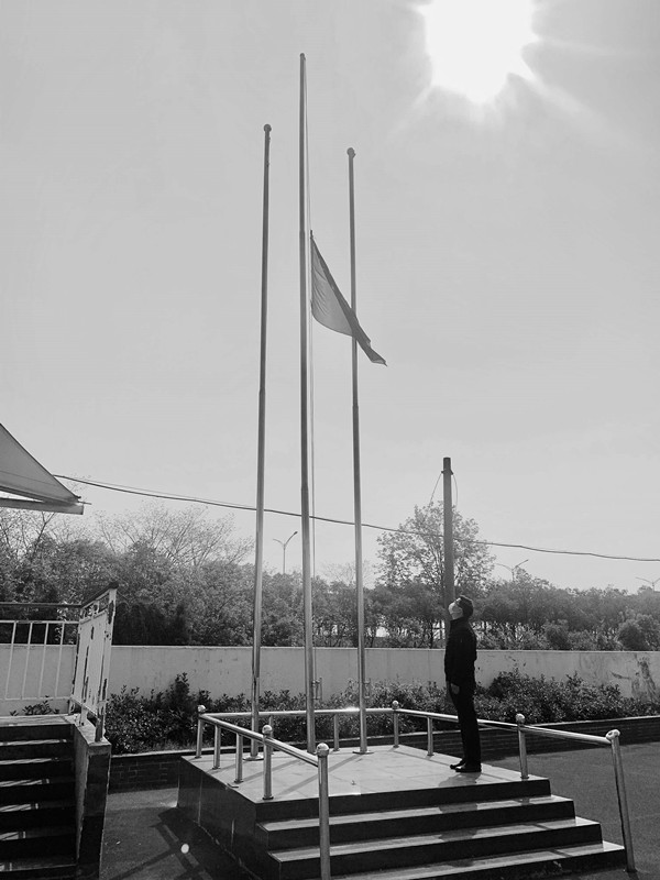 又到清明时,举国寄哀思1.jpg 又到清明时,举国寄哀思1.jpg