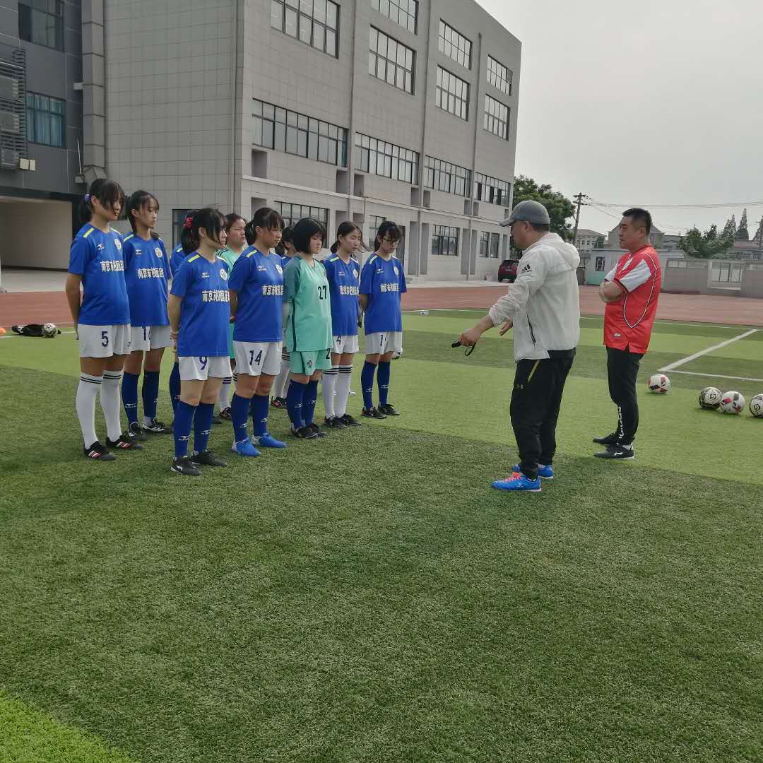 期待已久的训练开始了_html_6a6a106a.jpg