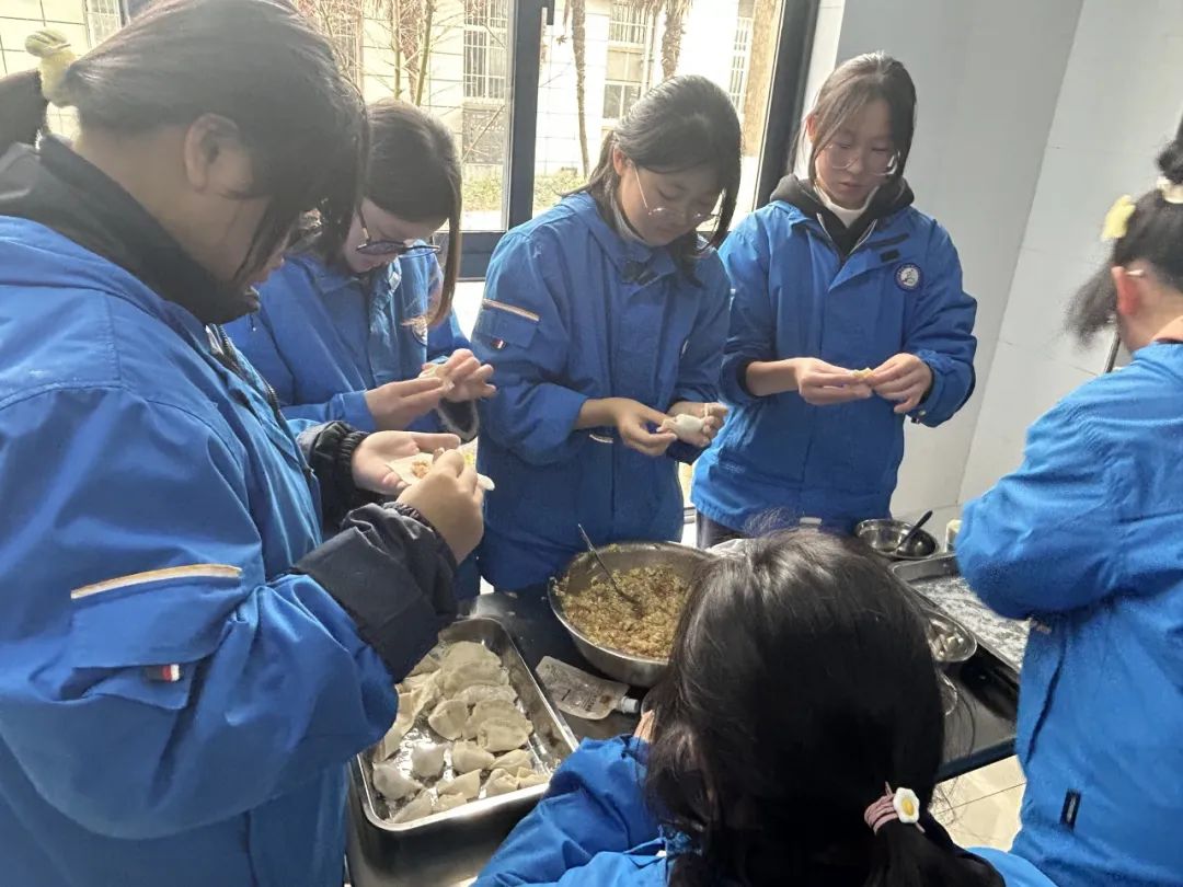 学中玩，玩中学_html_40f254a0.jpg