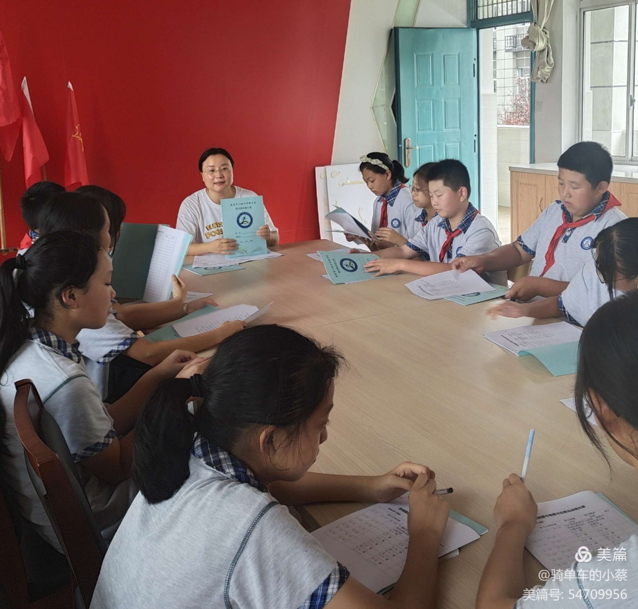 班级图书管理员培训会（1）_html_m3d933231.jpg