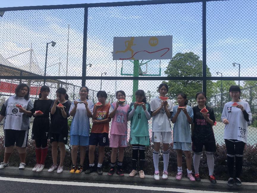 2022年6月4日_html_12074d83.jpg