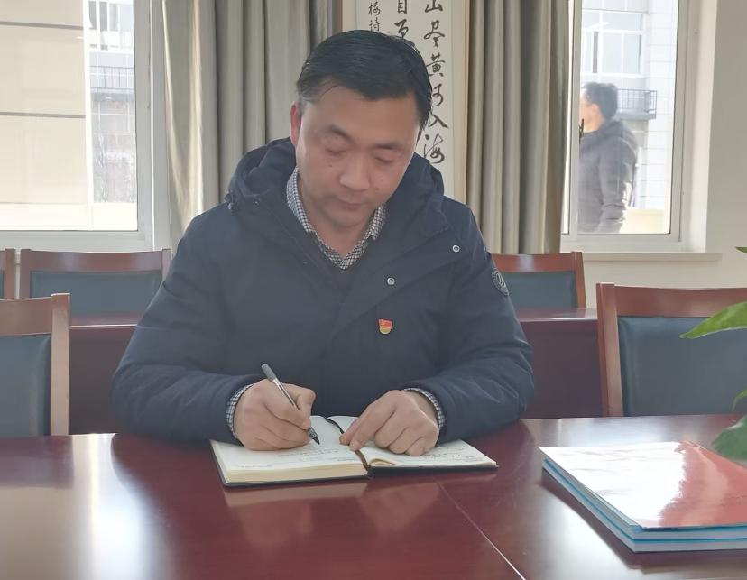 十年如一日，甘当幕后英雄，筑牢校园保障线_html_66f4df4d.jpg