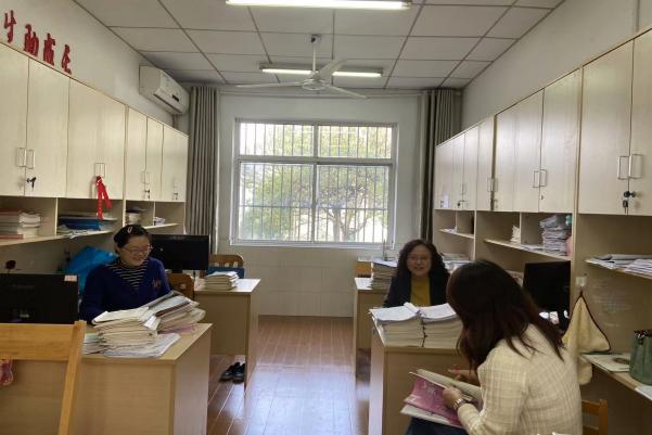 视导赋能金秋路 聚力教学智行远_html_m6f04479.jpg