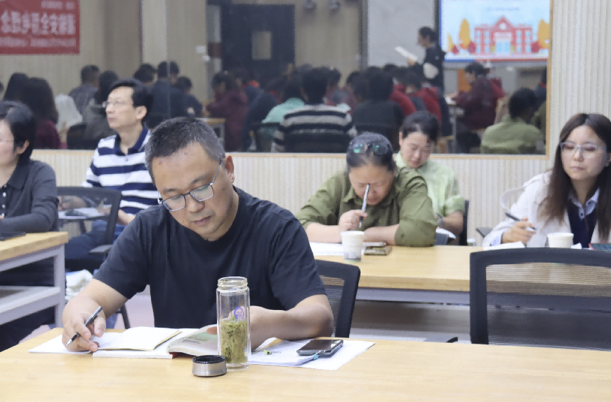 20241012中桥中学教研活动新闻稿_html_m4805f697.png