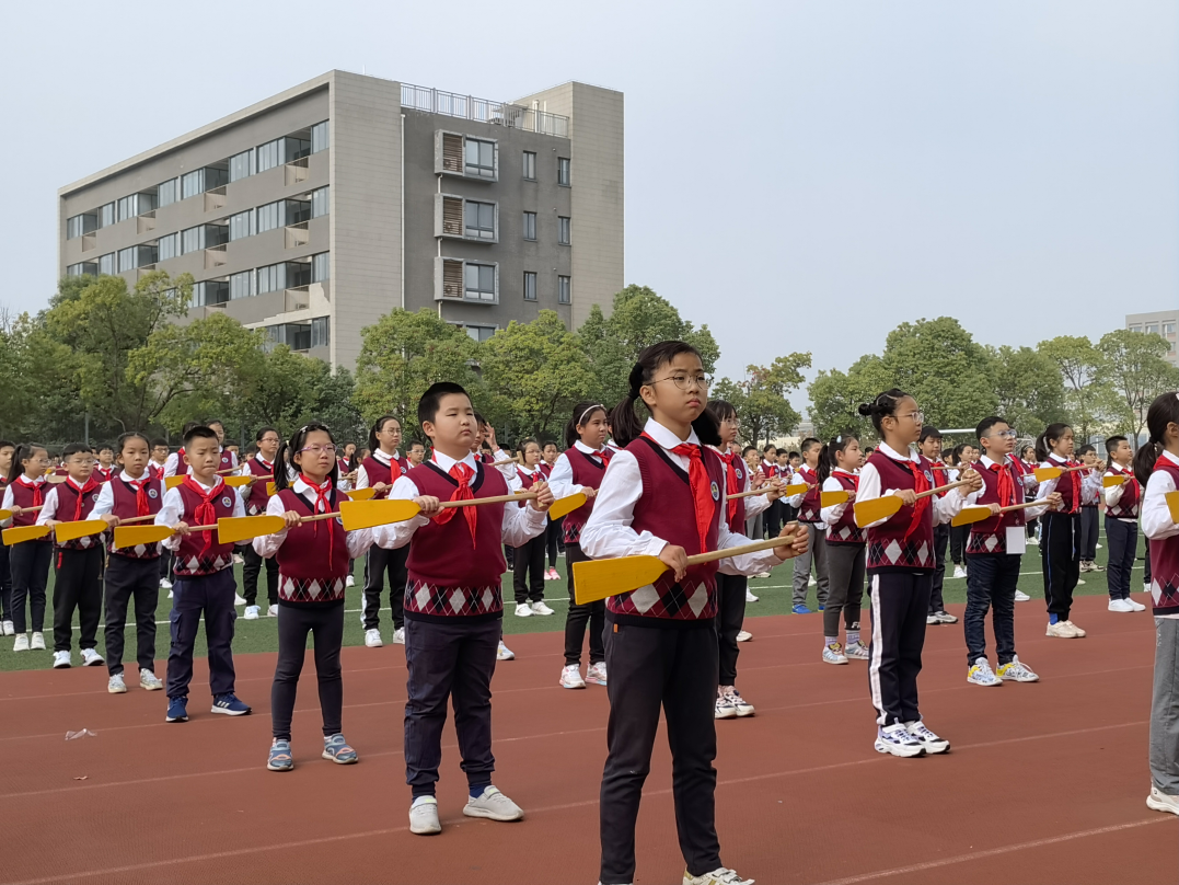 【金小·阳光体育】守正赓续龙舟脉络,创新焕新学校体育图景——暨“龙舟运动进校园”调研活动_html_m6cecb759.png
