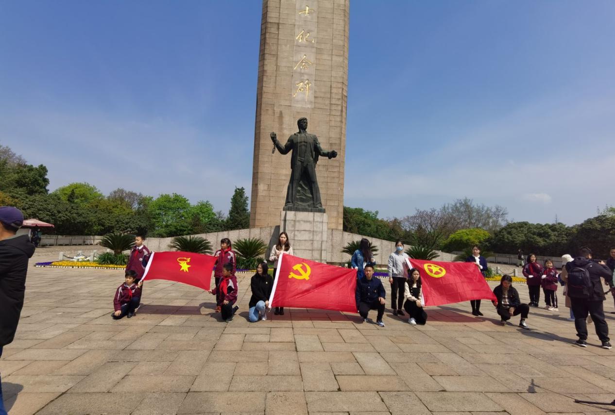 【石抱树·先锋行】“我身边的优秀共产党员”系列报道第五期:高盛夏_html_1217d3fa.jpg