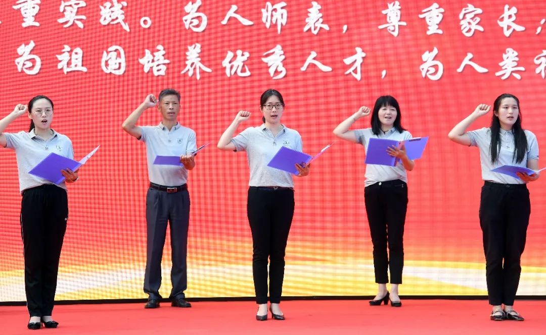 扬子江畔_html_50cad5d3.jpg