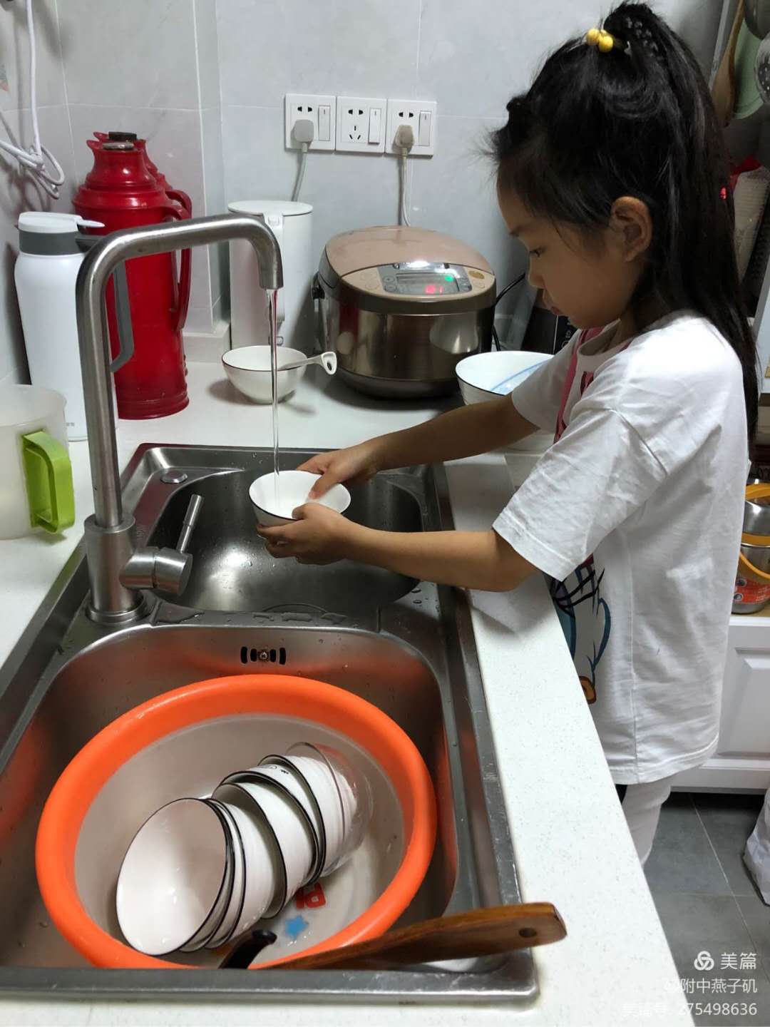 新闻二_html_m6eafaa76.jpg