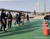 石埠桥小学开展12月份工会小组活动