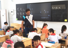 栖霞中心校党支部加强“初心课堂”学习