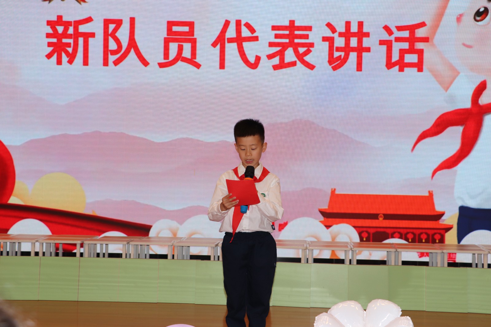 杨奇锐.JPG